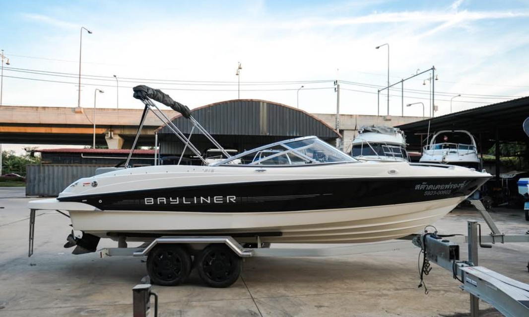 สปีดโบ๊ท Bayliner 215 Br สวยมาก 2