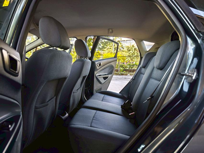 🔥ขายถูกมาก รถสวย พร้อมใช้ Ford Fiesta 1.4 Sport Hatchback AT ปี 2012 16