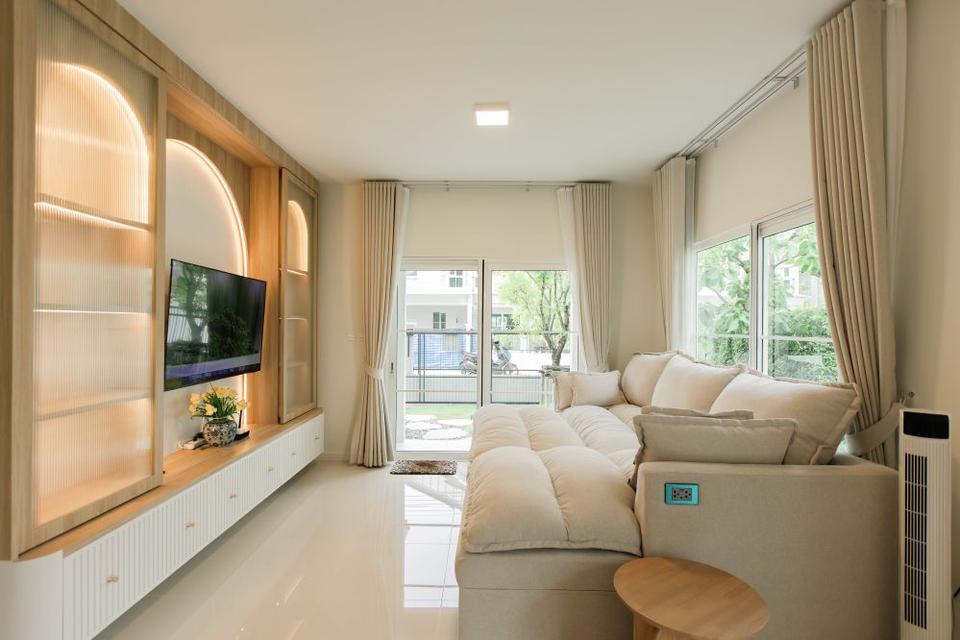 ขาย / ให้เช่าบ้านเดี่ยว 2 ชั้น Villaggio 3 ศรีนครินทร์-บางนา พร้อมเข้าอยู่ เดินทางสะดวก ใกล้ Mega Bangna 5