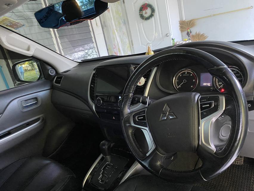 รถยนต์มิตซูบิชิ ไทรทัน 4 ประตู ท๊อป ปี 17 3