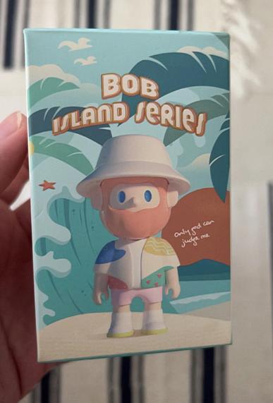 POP MART Popmart ART toy FARMER BOB ISLAND SERIES 3