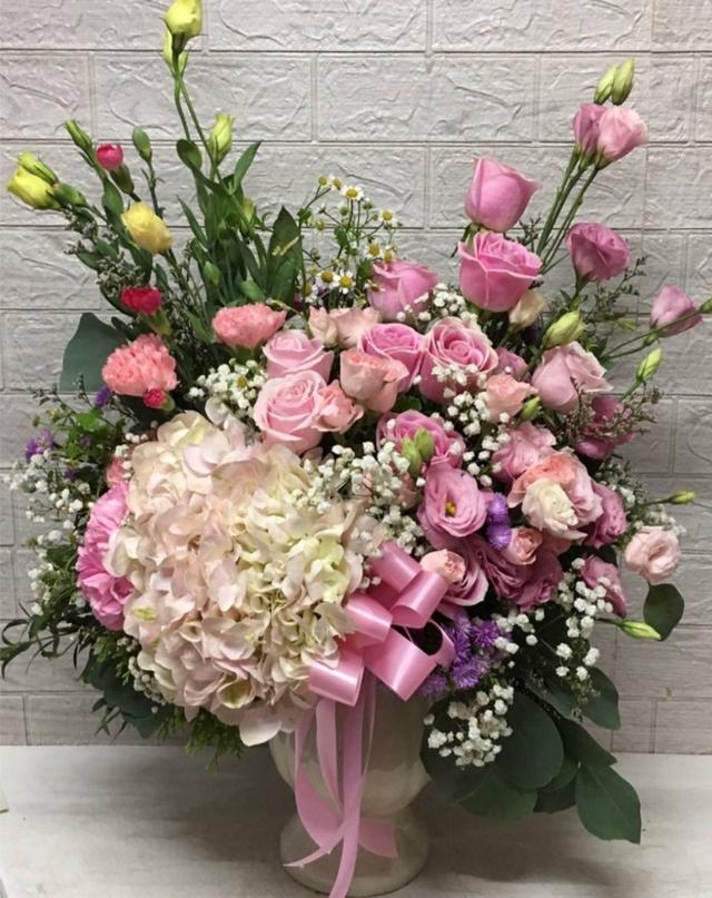ช่อดอกไ/กระเช้าดอกไม้/แจกันดอกไม้/พวงหรีดดอกไม้/พวงหรีดพัดลมมีทั้งดอกไม้สด/ดอกไม้ประดิษฐ์ รูปที่ 7
