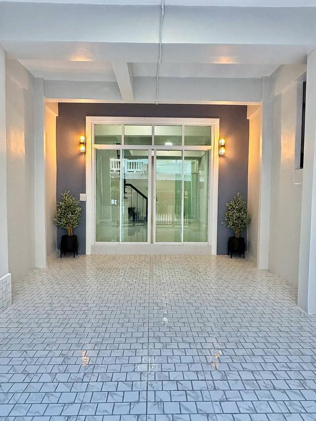 หมู่บ้านอัมพรไพศาล 5