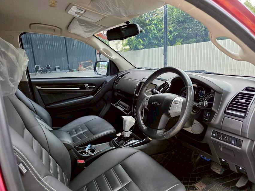 Isuzu MU-X 3.0The Onyx ปี20 10