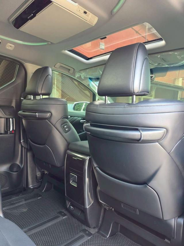 Toyota ALPHARD 2.5SC PACKAGE สีขาว ปี 2024 ไมล์ 17,000 กม. รูปที่ 13