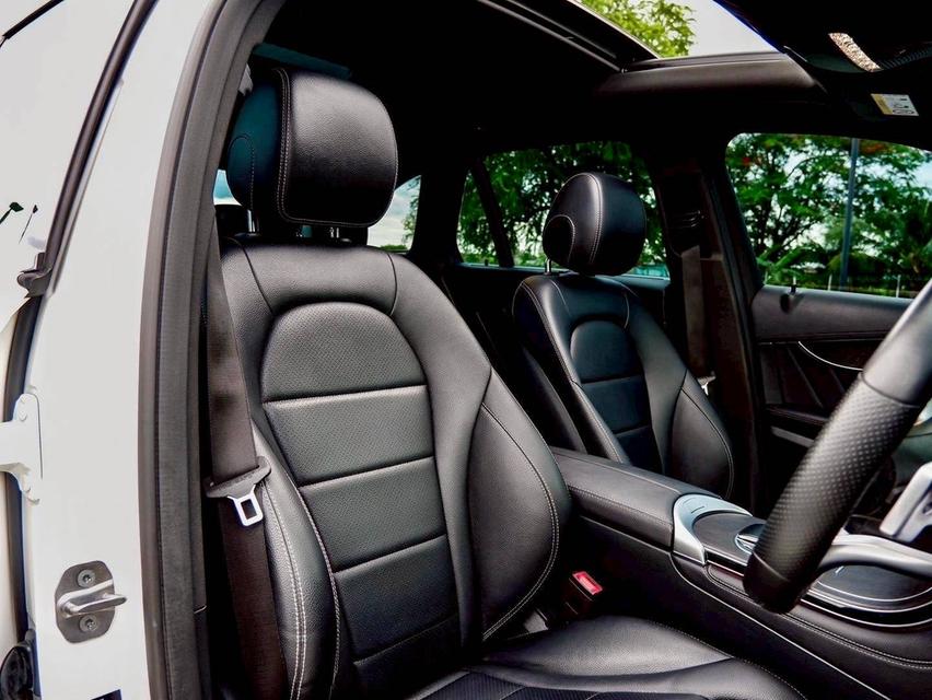รหัสรถ PR87 + Benz GLC 300e 4MATIC AMG Dynamic จดทะเบียนปี 2022 15