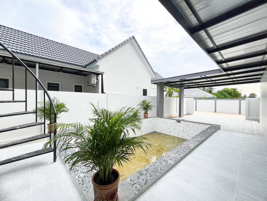 Selling pool villa style Nordic Huayyai 5.79 million 6