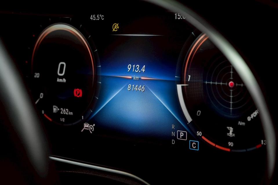Mercedes-Benz C220d 2.0 AMG Dynamic W205 AT 2022 รูปที่ 15
