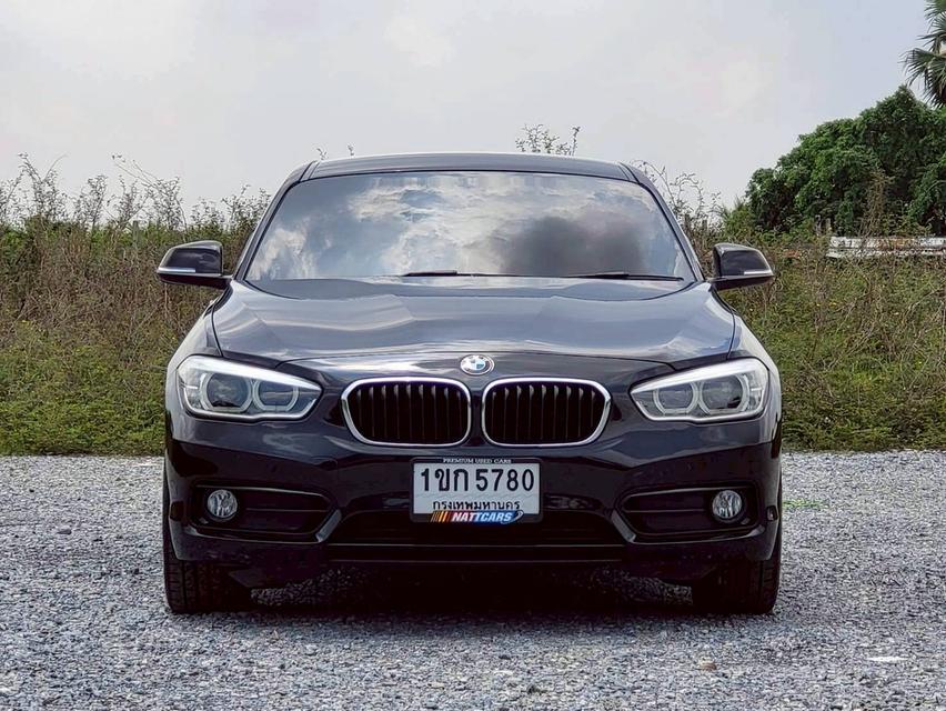 BMW 118i Sport Line Hatchback (F20) LCI 2016 แฮทช์แบ็กสุดหรู คล่องตัว ปลอดภัย ราคาประหยัด