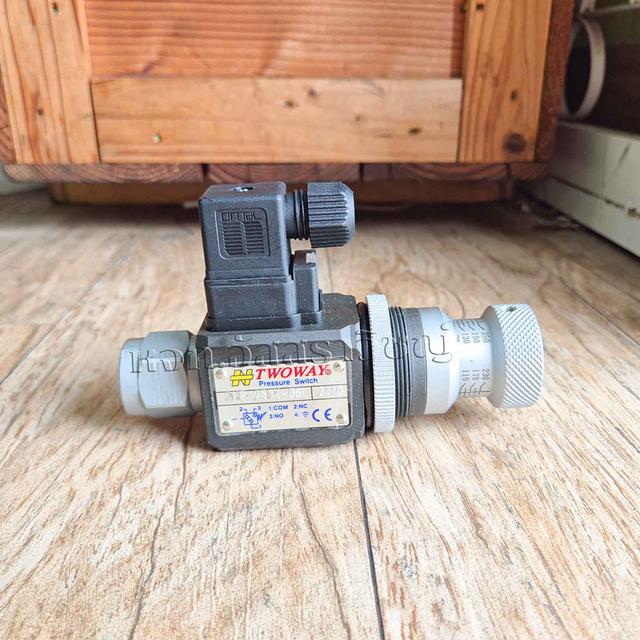 เพรสเชอร์สวิทช์ (Pressure switch) TWOWAY DNC Series