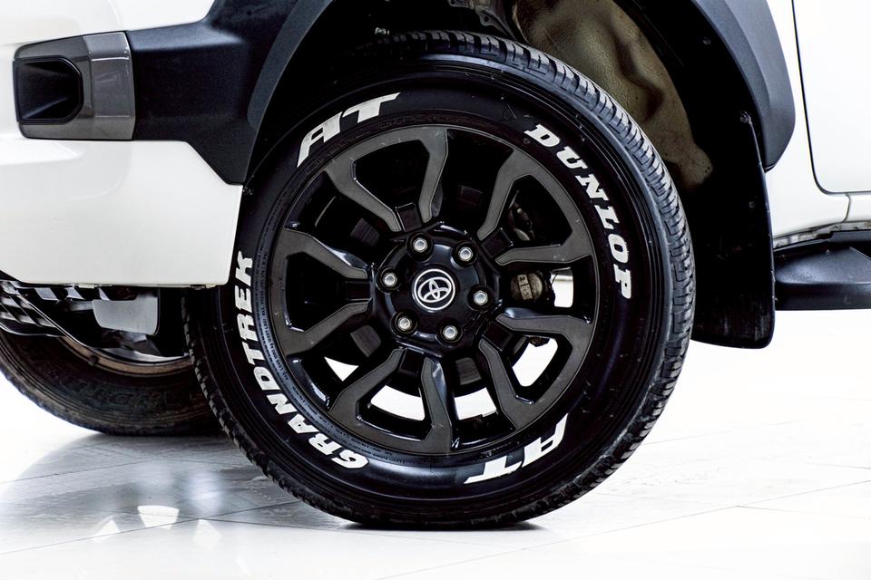 ✨ TOYOTA HILUX REVO 2.4 PRERUNNER ROCCO SMART CAB AT ปี 2022 รูปย่อยที่ 2