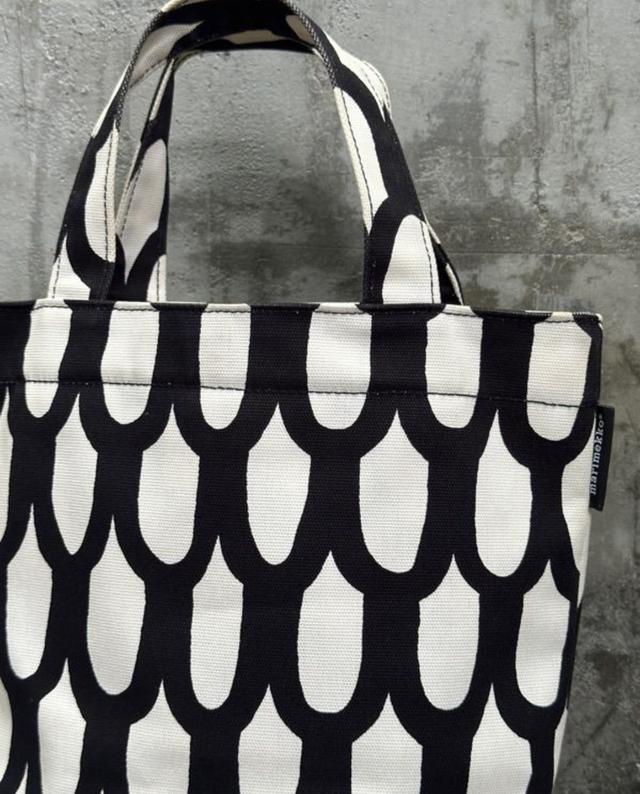 กระเป๋าผ้า Canvas Marimekko Tote Bag 3