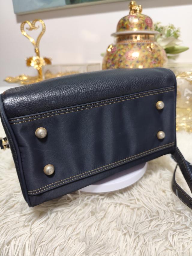👜 [USED] Valentino Garavani Sport Tote Bagกระเป๋าถือและสะพายข้างแบรนด์หรู Valentino Garavani รูปที่ 11