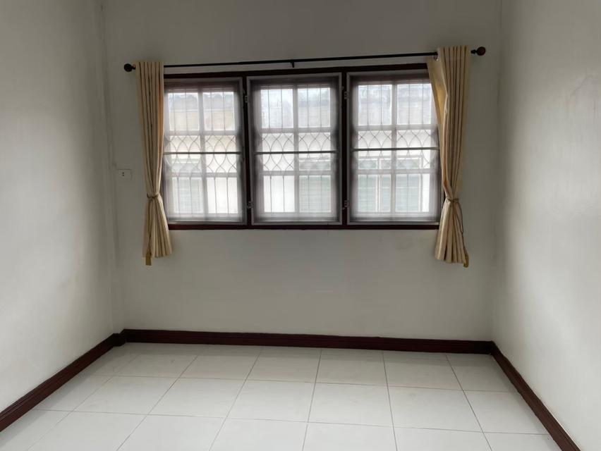 ให้เช่าทาวน์เฮาส์ 2 ชั้น ซอยรามคำแหง 156 ทำเลดี เดินทางสะดวก ใกล้รถไฟฟ้าสายสีส้ม 3