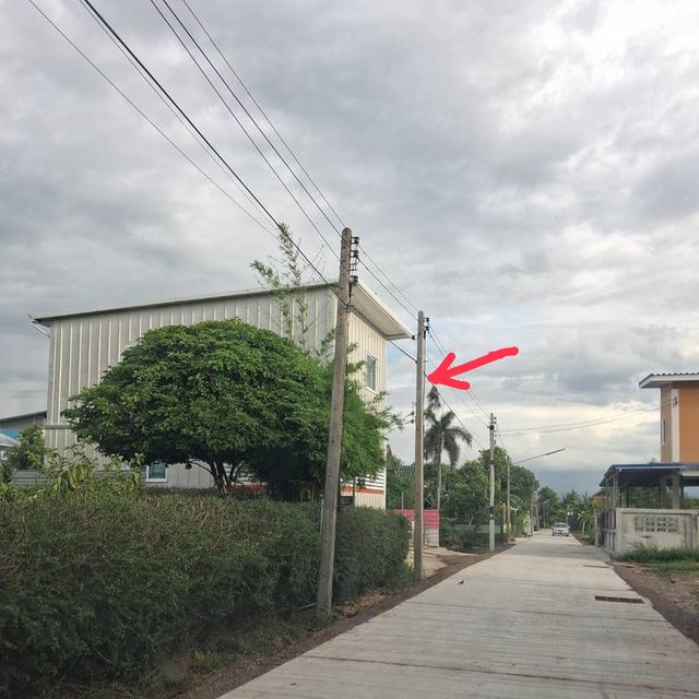 บ้านเดี่ยวพร้อมที่ดิน 3