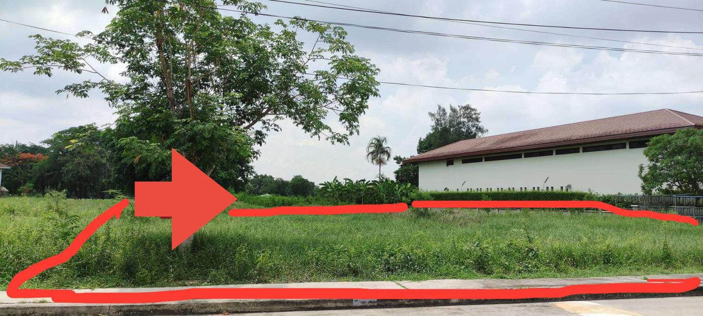 ที่ดิน 1 ไร่  ในสนามกอล์ฟ 3