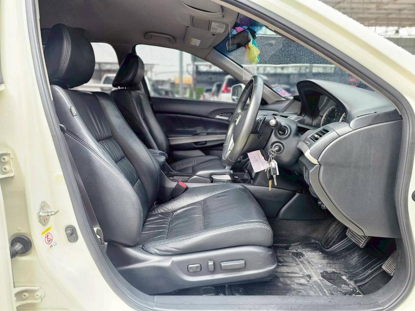 ขาย Honda Accord 2.4EL ปี10 11