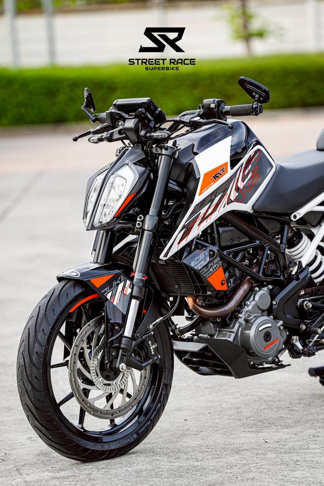 Duke390 2023** – Stunning, Sharp, and Loaded with a Genuine Akrapovic Exhaust!  6