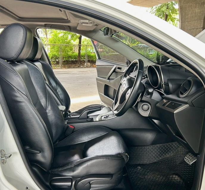 Mazda-3 2.0 Sport Sunroof Auto ปี 2012 6