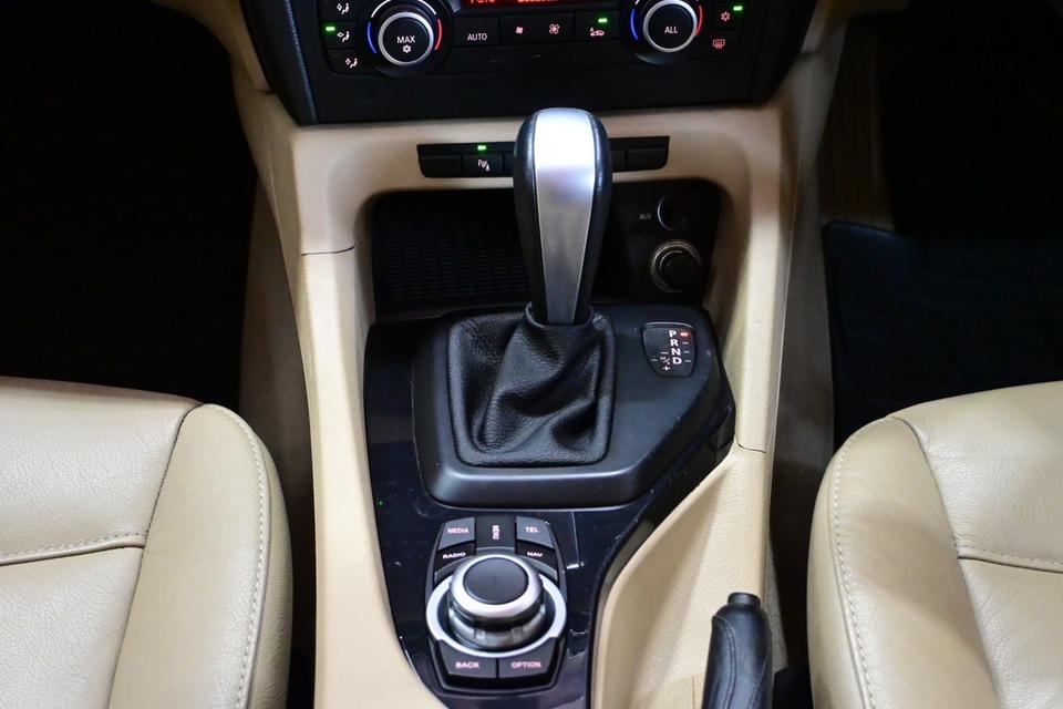 รหัสรถ JRS6969 BMW x1 sDrive18i ปี12 รูปที่ 9