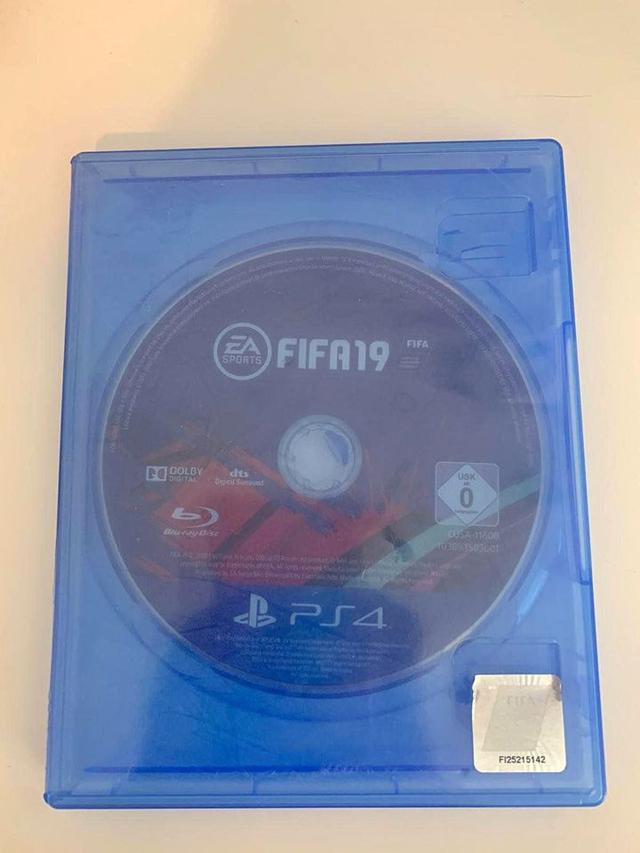 FIFA 23 สำหรับ PS4 3