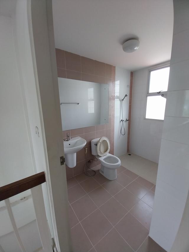 ทาวน์โฮม 3 ชั้น ห้องมุม มบ.ทาวน์พลัส เทพารักษ์ 2.95 ล้าน เจ้าของขายเอง 6