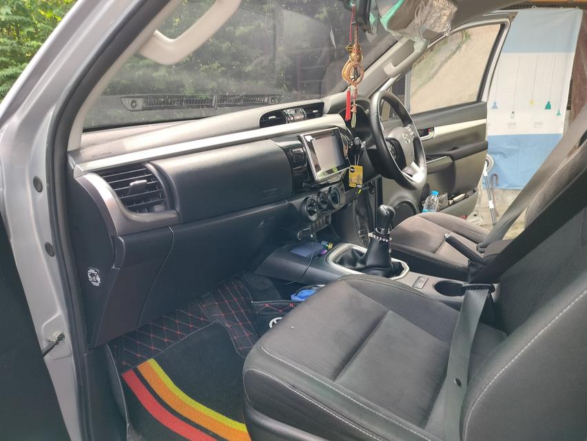 รถกระบะโตโยต้า รีโว่ 19