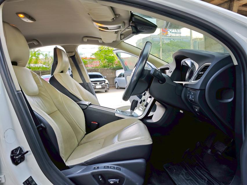 Volvo S60 Drive S 13