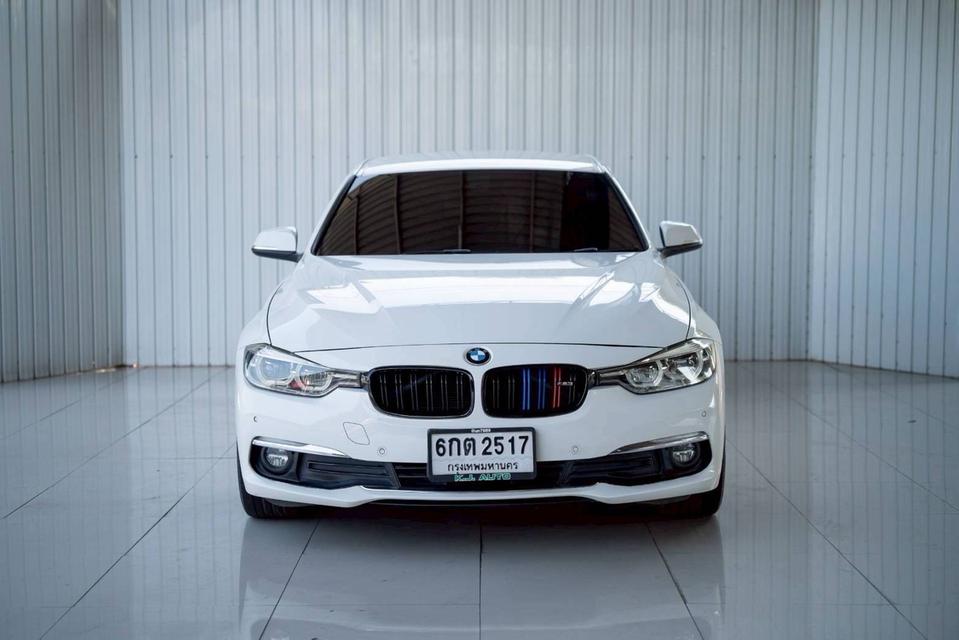 BMW 320d F30  ปี 2015