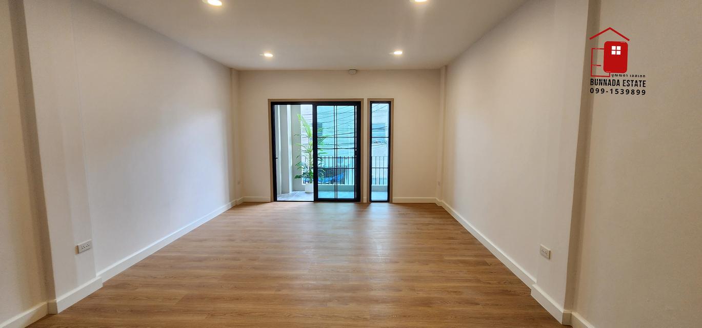 ขายทาวเฮ้าส์ หมู่บ้านเลิศอุบล 16 ตรว. รามอินทรา 65 9