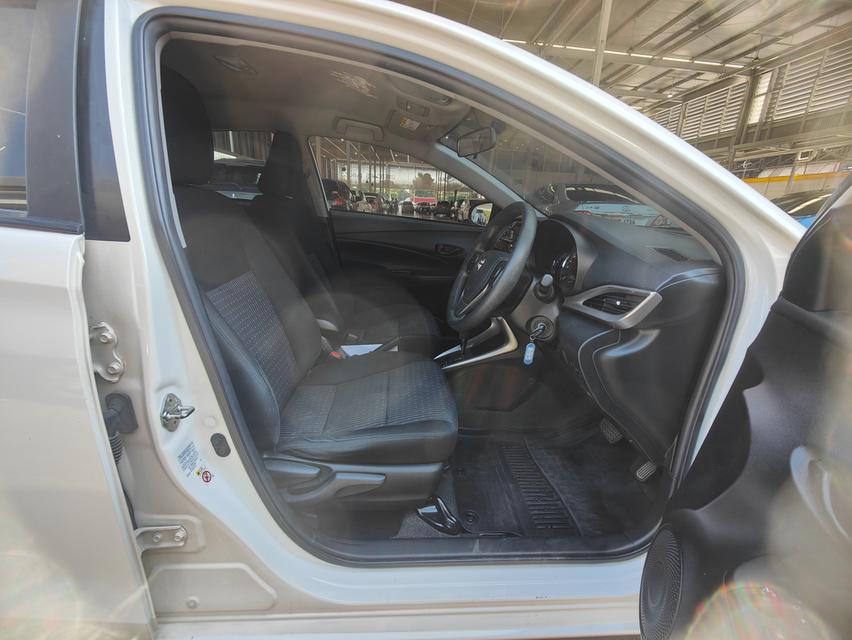 Toyota Yaris Ativ 1.2 E AT ปี 2017 7