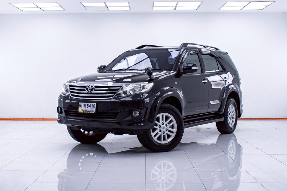 TOYOTA FORTUNER 2.7 V 2WD 2011 