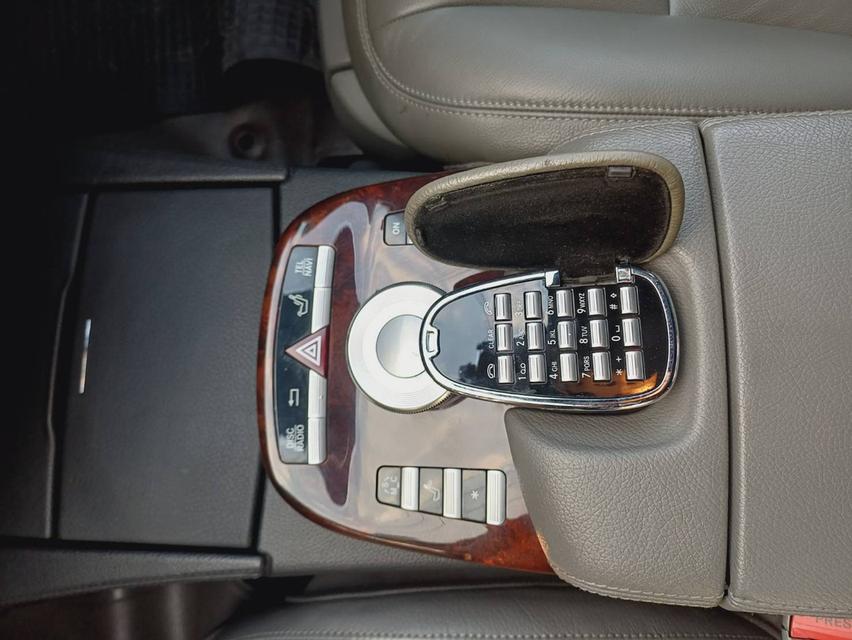 ท้าชนสวยที่สุดในรุ่น 2008 BENZ S Class 300L Sunroof ประตูดูด 19