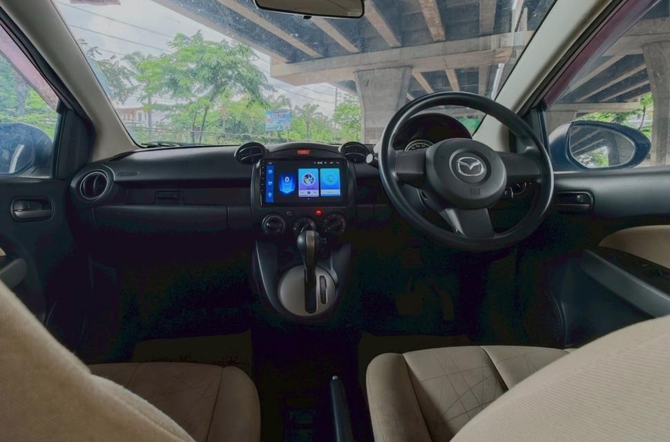 Mazda2 Elegance 1.5 Auto Sedan ปีคศ. 2012  5