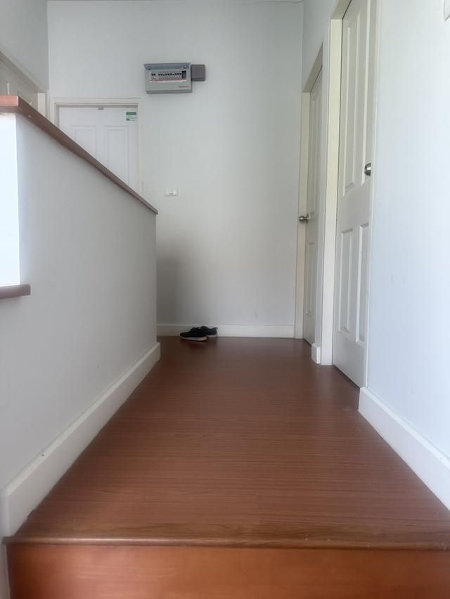 บ้าน 2 ชั้น 3 นอน 2 น้ำ 8