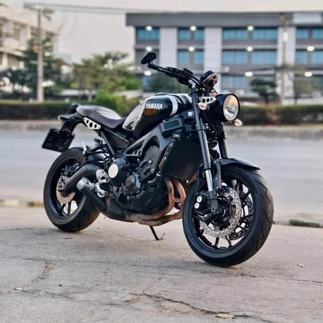 รถพร้อมใช้งานสภาพดีมาก Yamaha XSR 900 2