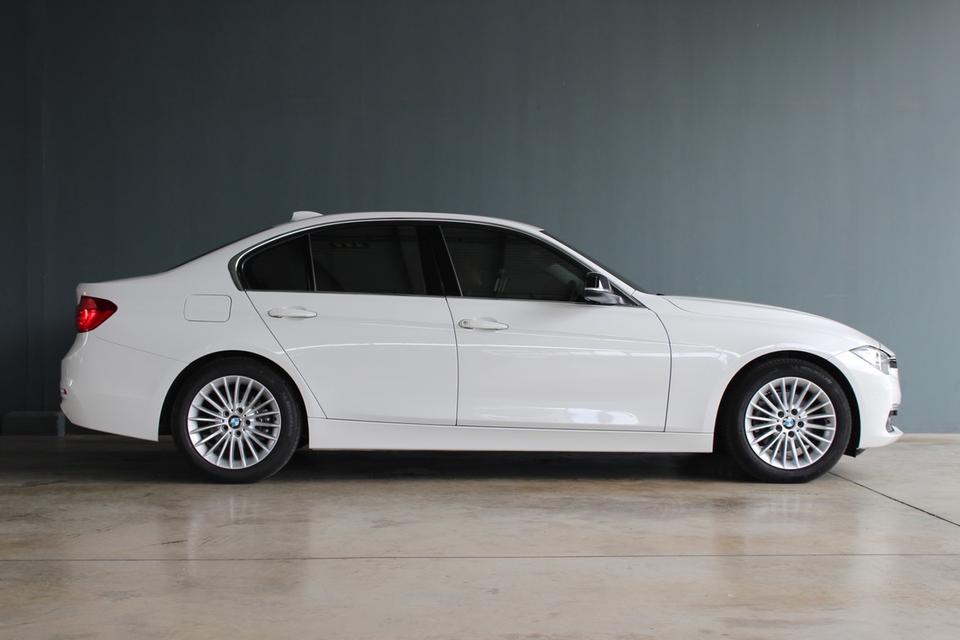 รหัสรถ BM1275 BMW 320d F30 Luxury 2017 7