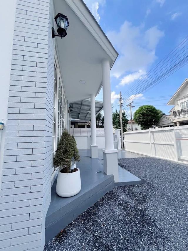 ขายด่วน บ้านเดี่ยว 2 ชั้น หมู่บ้านเนเบอร์โฮม วัชรพล บ้านสวน ริมคลอง สุขาภิบาล5 น้ำไม่ท่วมครับ 2