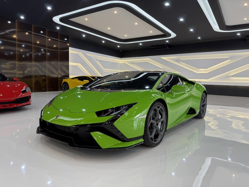 Lamborghini Huracan Tecnica 2024 สีเขียว รถยังเป็นป้ายแดงจดชื่อแรกได้เลย วารันตีครบ