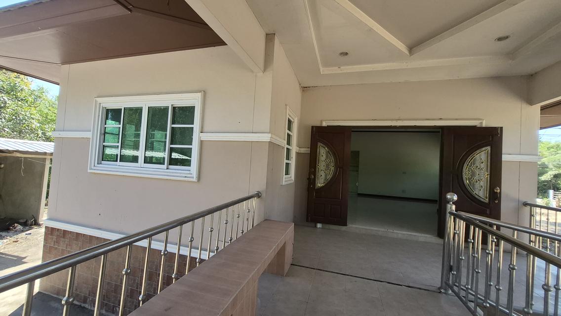 🔥🏡 บ้านพร้อมที่ดินผืนใหญ่ ใกล้ถนนใหญ่ ราคาโคตรคุ้ม! 🏡🔥 💥 เพียง 2.5 ล้าน ได้ทั้งบ้าน + ที่ดินกว่า 2 ไร่! 📣 โอกาสนี้ไม่ได้มีบ่อย! ใครกำลังหาบ้านพื 5