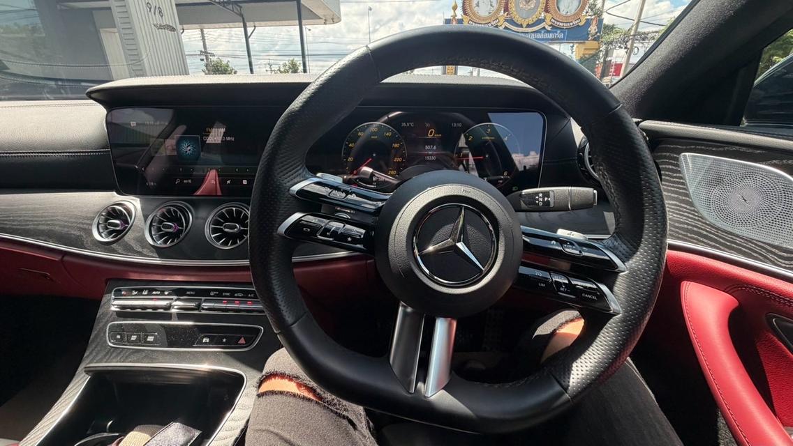 2025 Benz Cls220d AMG Premium Milage 15,XXX KM รูปย่อยที่ 4