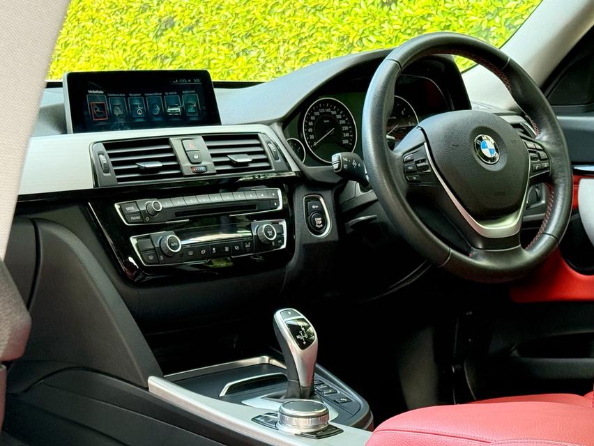 2018 BMW 320D GT SPORTLINE LCI รถมือเดียวออกป้ายแดง รถวิ่งน้อย เข้าศูนย์ทุกระยะ ไม่เคยมีอุบัติเหตุครับ 12