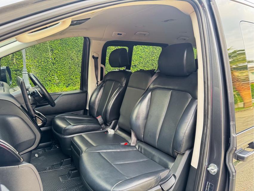 รหัสรถ AVA3888 ⭐️ Hyundai Staria 2.2 Diesel ปี 2022 เจ้าของเดียว 12