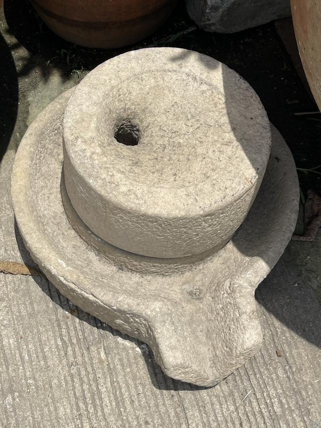 โม่แป้งโบราณ โม่หินโบราณ เครื่องบดแป้งหินแกรนิต ชุดใหญ่ 9