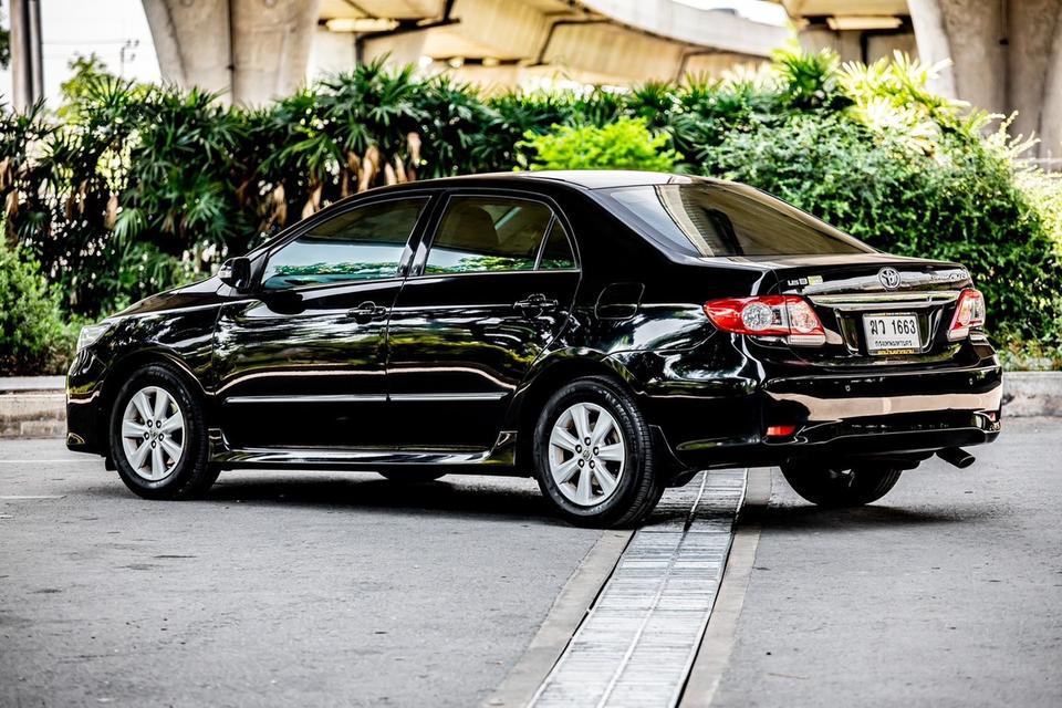 Toyota Altis 1.6E CNG ปี 2012 สีดำ มือเดียวป้ายแดง 9