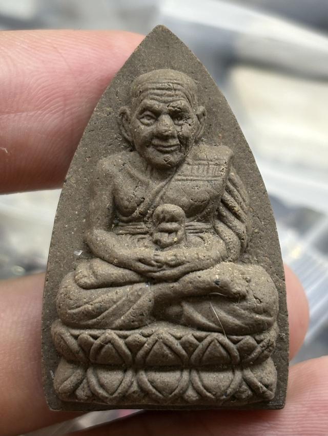 หลวงปู่ทวด เนื้อผงว่าน วัดหรงบน ปากพนัง นครศรีธรรมราช พ.ศ.๒๕๔๘ สวยครับ