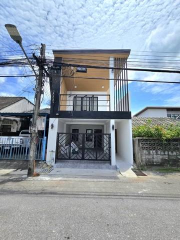 For Sales : Thalang, 2-story townhouse, 4 Bedrooms 3 Bathrooms 1