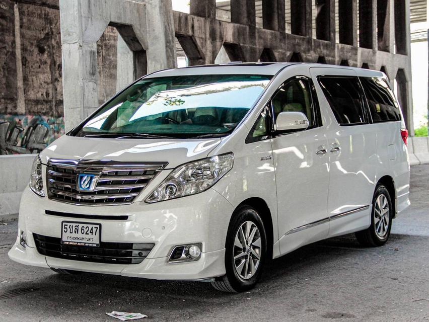 toyota alphard hybrid