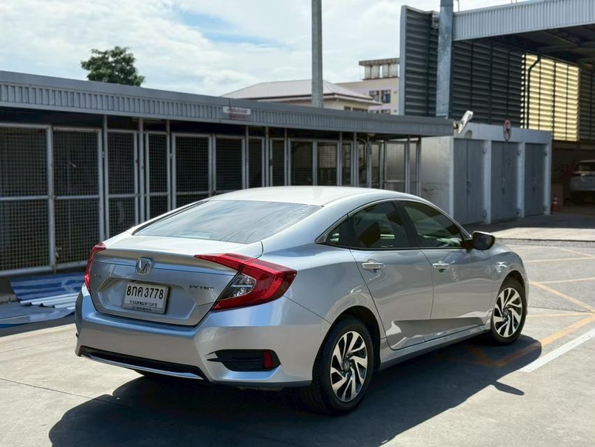 Honda CIVIC 1.8E 2019 สีเทา รูปที่ 4