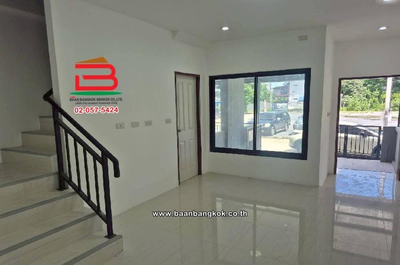 ทาวน์เฮาส์ หมู่บ้าน บ้านสวนปาริชาติ เนื้อที่ 19 ตร.ว ใกล้สถานีรถไฟฟ้าคลองบางไผ่ ตำบลเสาธงหิน อำเภอบางใหญ่ นนทบุรี 4